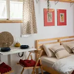 Dotan\'S Boutique Studios - By The Beach!