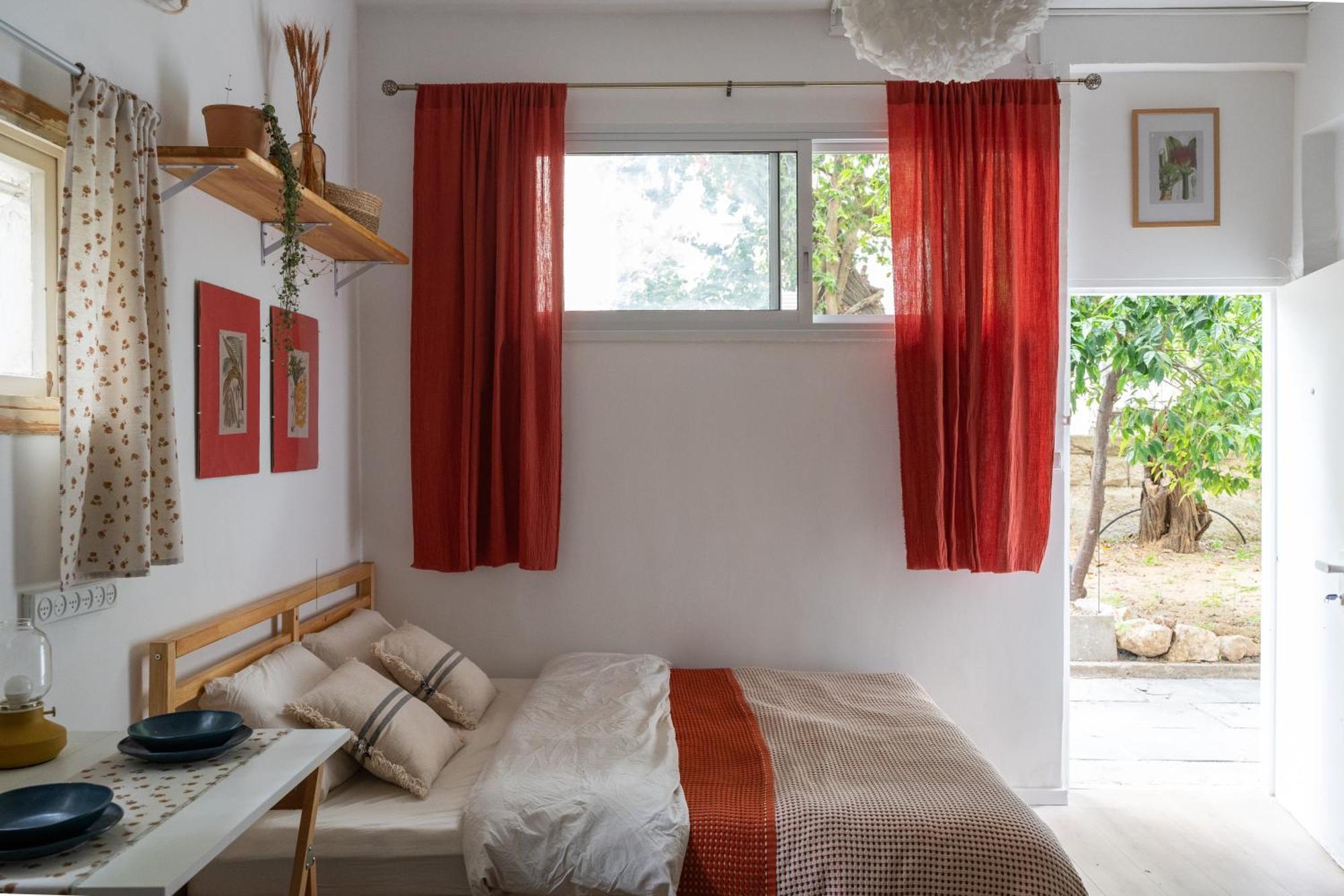 Dotan's Boutique - By The Beach! Apartment